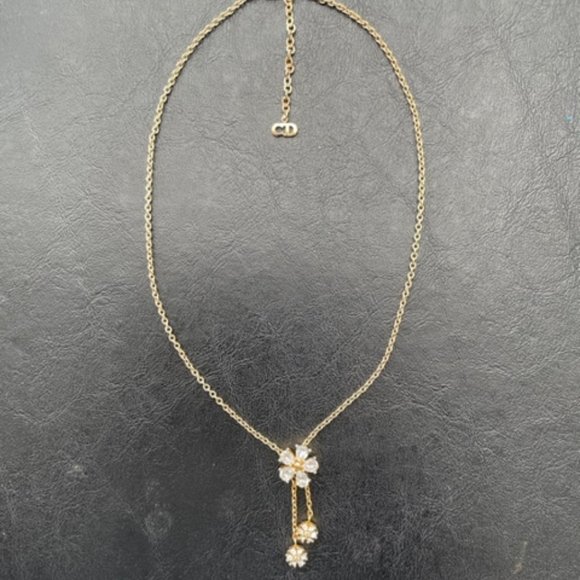 Vintage Rare find Christian Dior necklace w/Clear Rhinestones flowers - Picture 4 of 11
